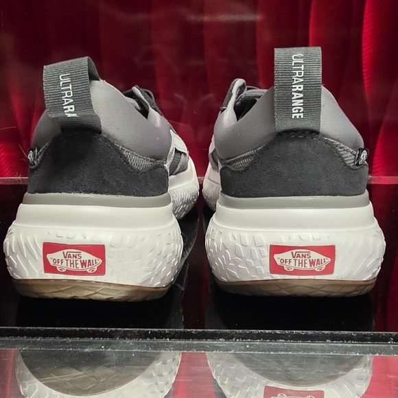 Vans Ultrarange Neo VR3 – Asphalt / White – Size 11 Men / 12.5 Women - Picture 4 of 5